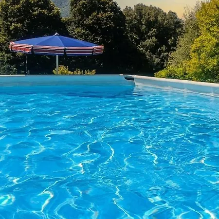 Podere Al Laino Con Piscina Casa vacanze Lucca